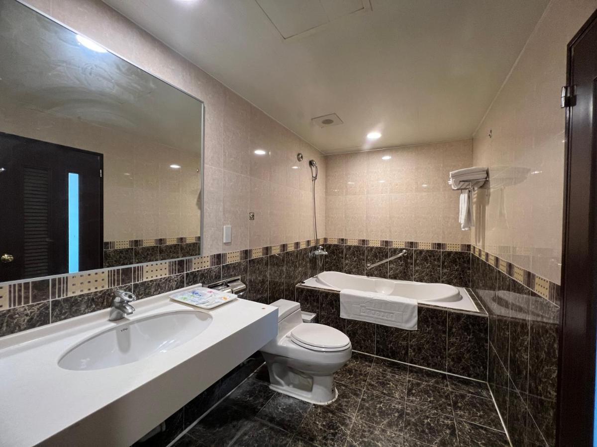 Sendale Tainan Science Park Hotel Xinshi Εξωτερικό φωτογραφία